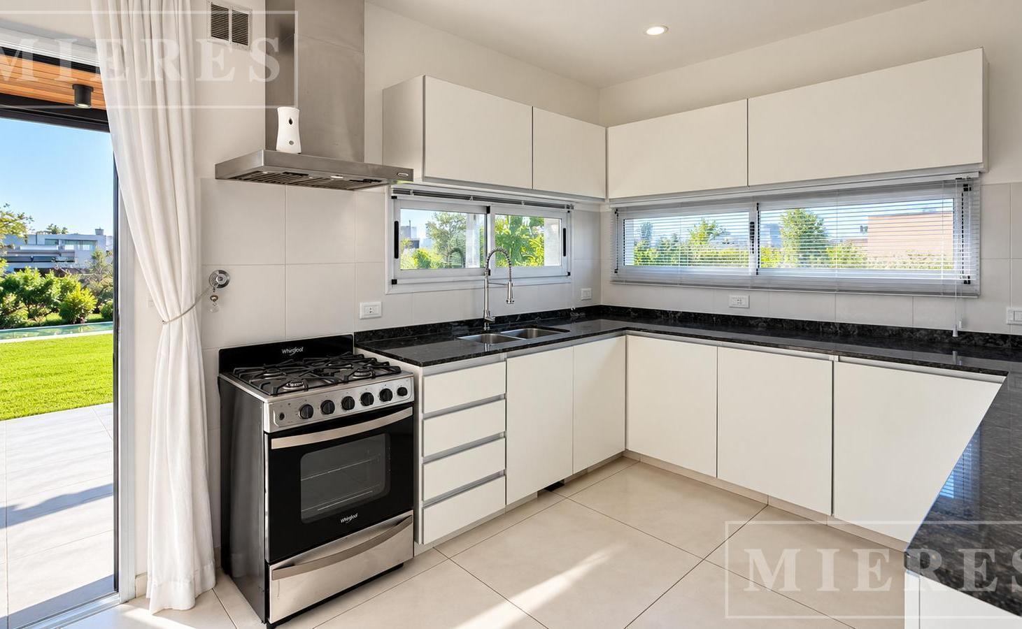Foto de Casa en venta en Santa Elena, Pilar del Este, imagen 4