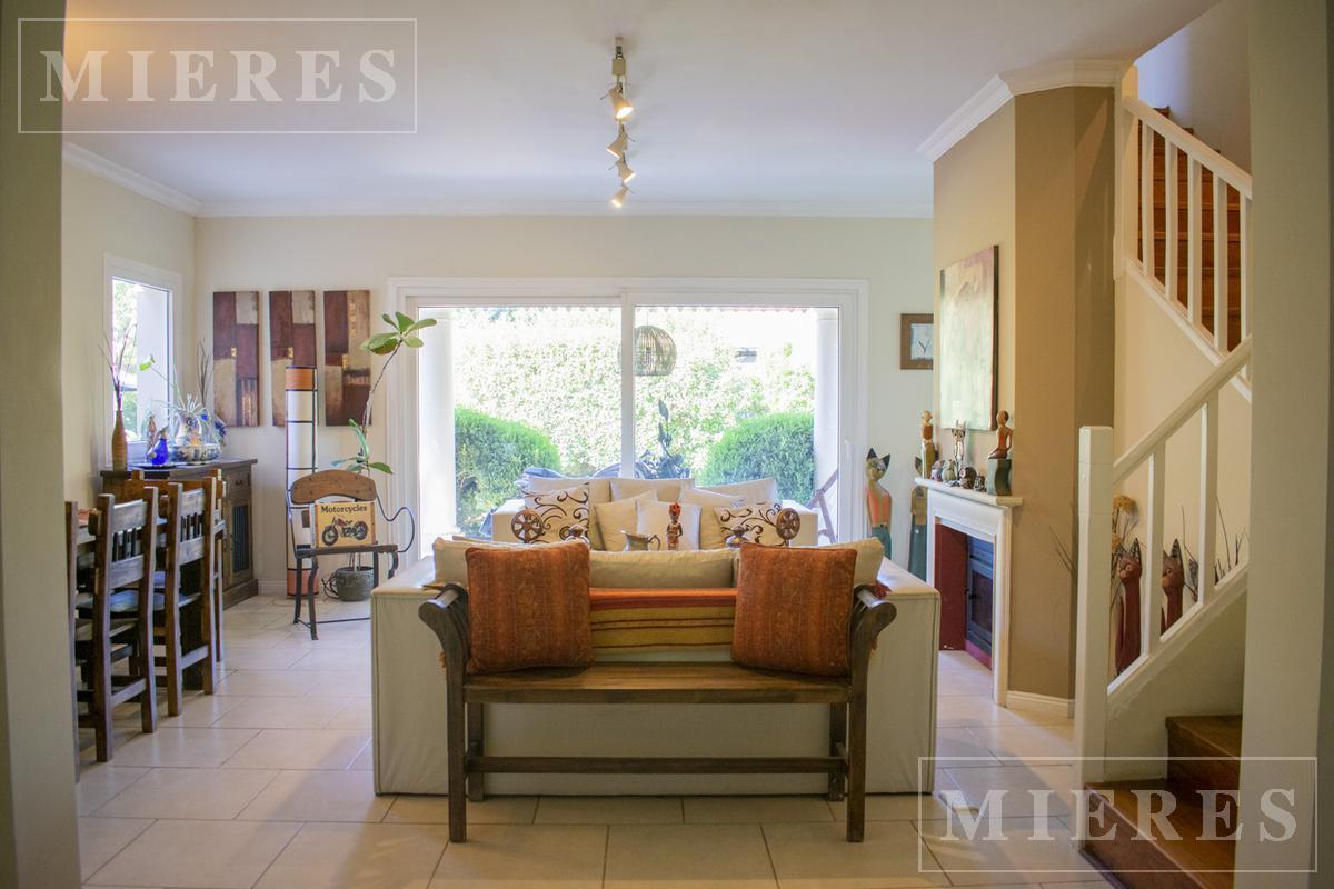 Foto de Casa en alquiler anual en Los Jazmines, Pilar del Este, imagen 2