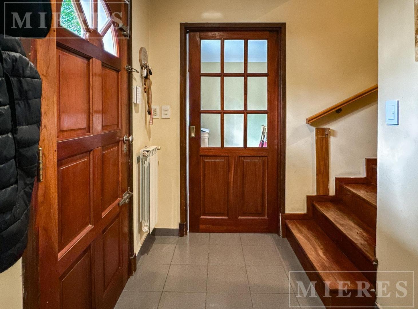 Foto de Muy linda casa desarrollada en 3 plantas en venta en Beccar., imagen 5