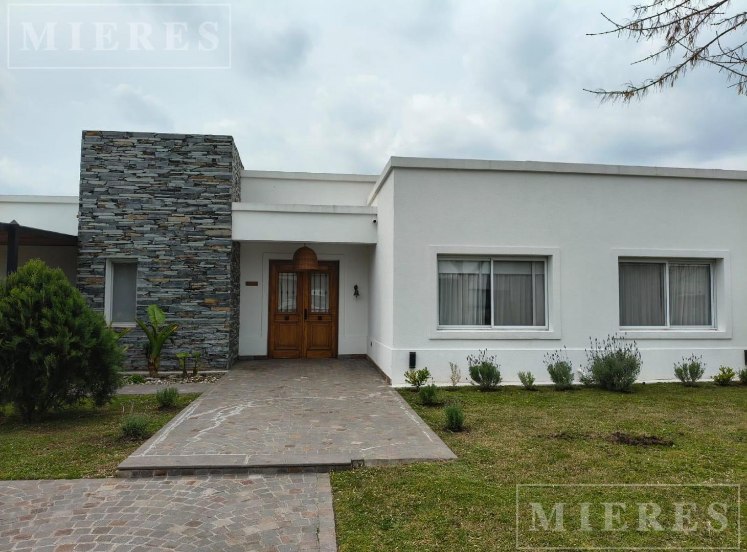 Foto de Casa en venta barrio Molino Sur Haras santa Maria, Loma Verde, imagen 5