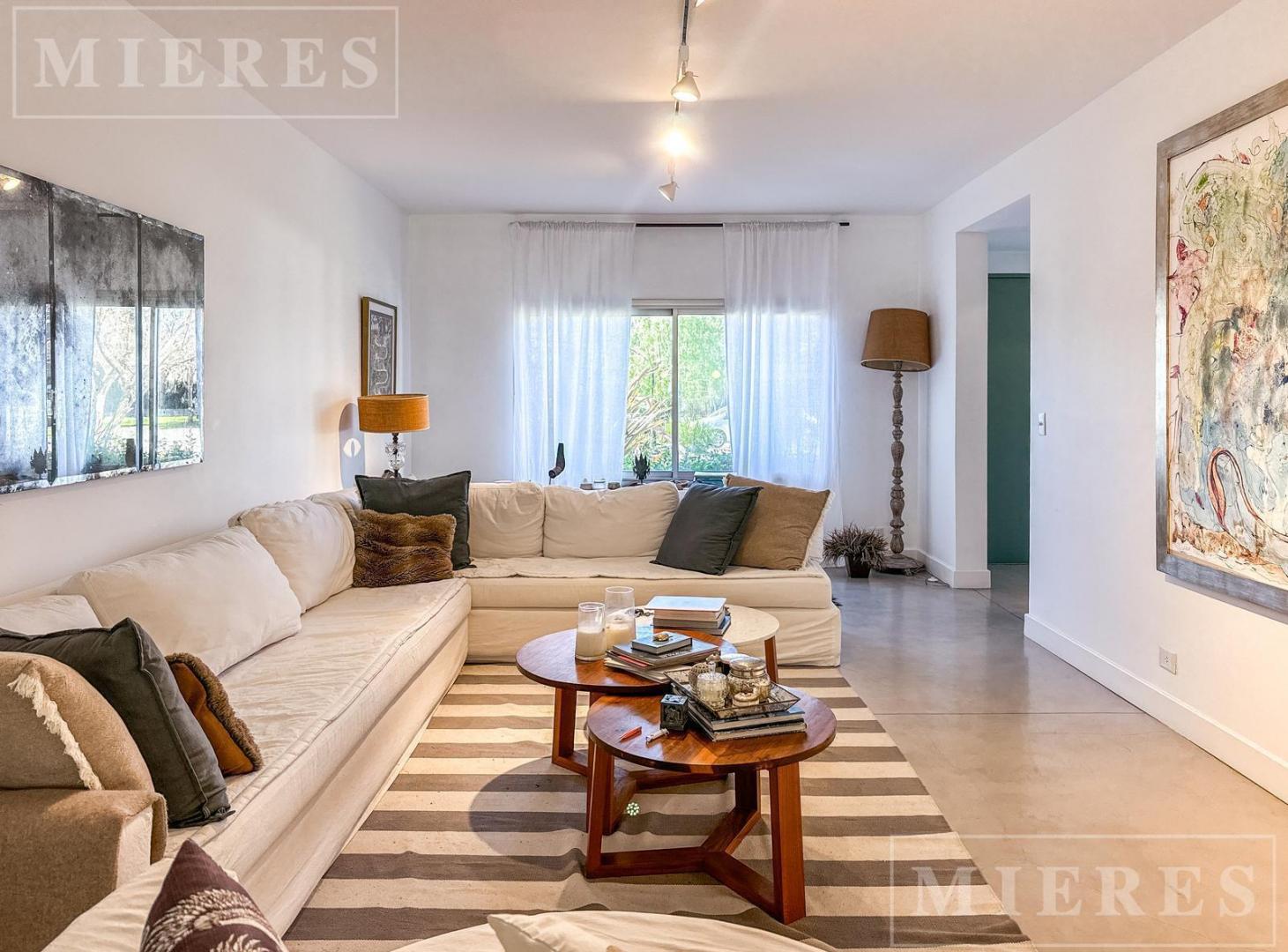 Foto de Casa en Venta en Barrio El Atardecer, imagen 3