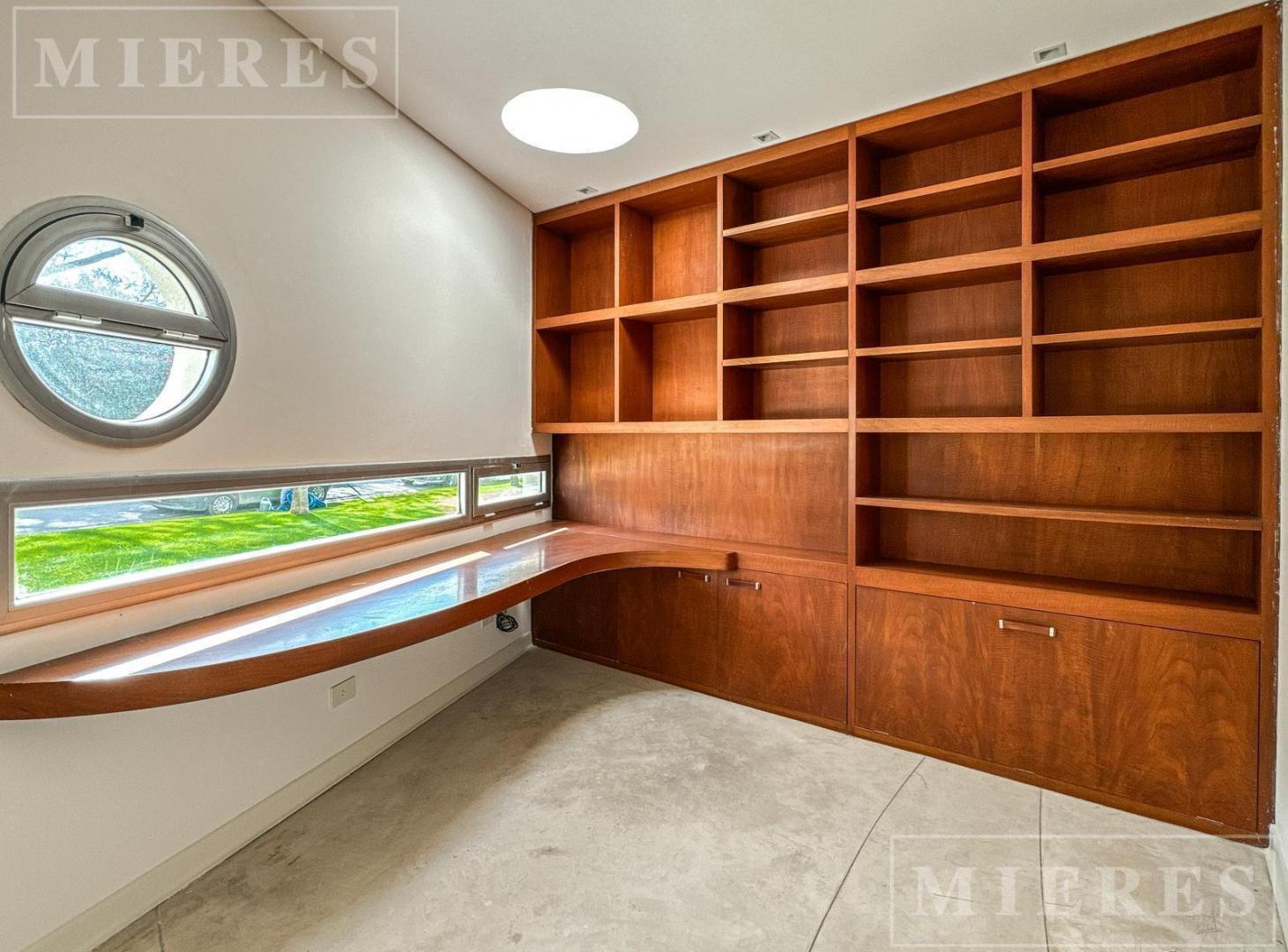 Foto de Casa en Venta en en barrio Los Ombúes, imagen 2