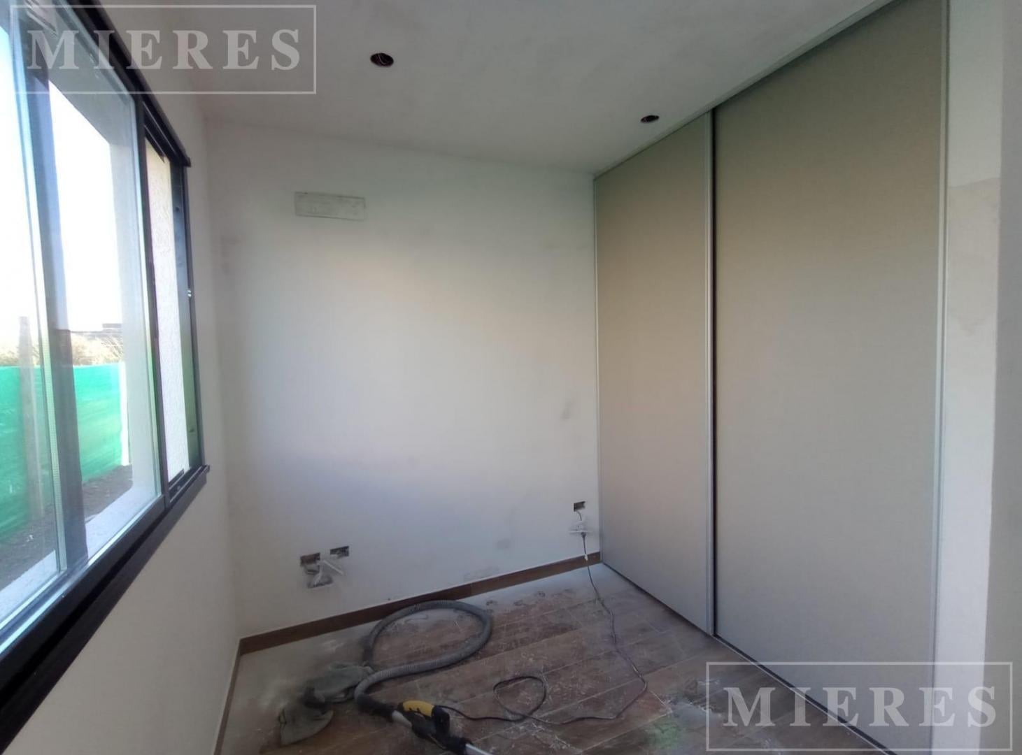 Foto de Casa en venta en Santa Lucia, Pilar del Este, imagen 4