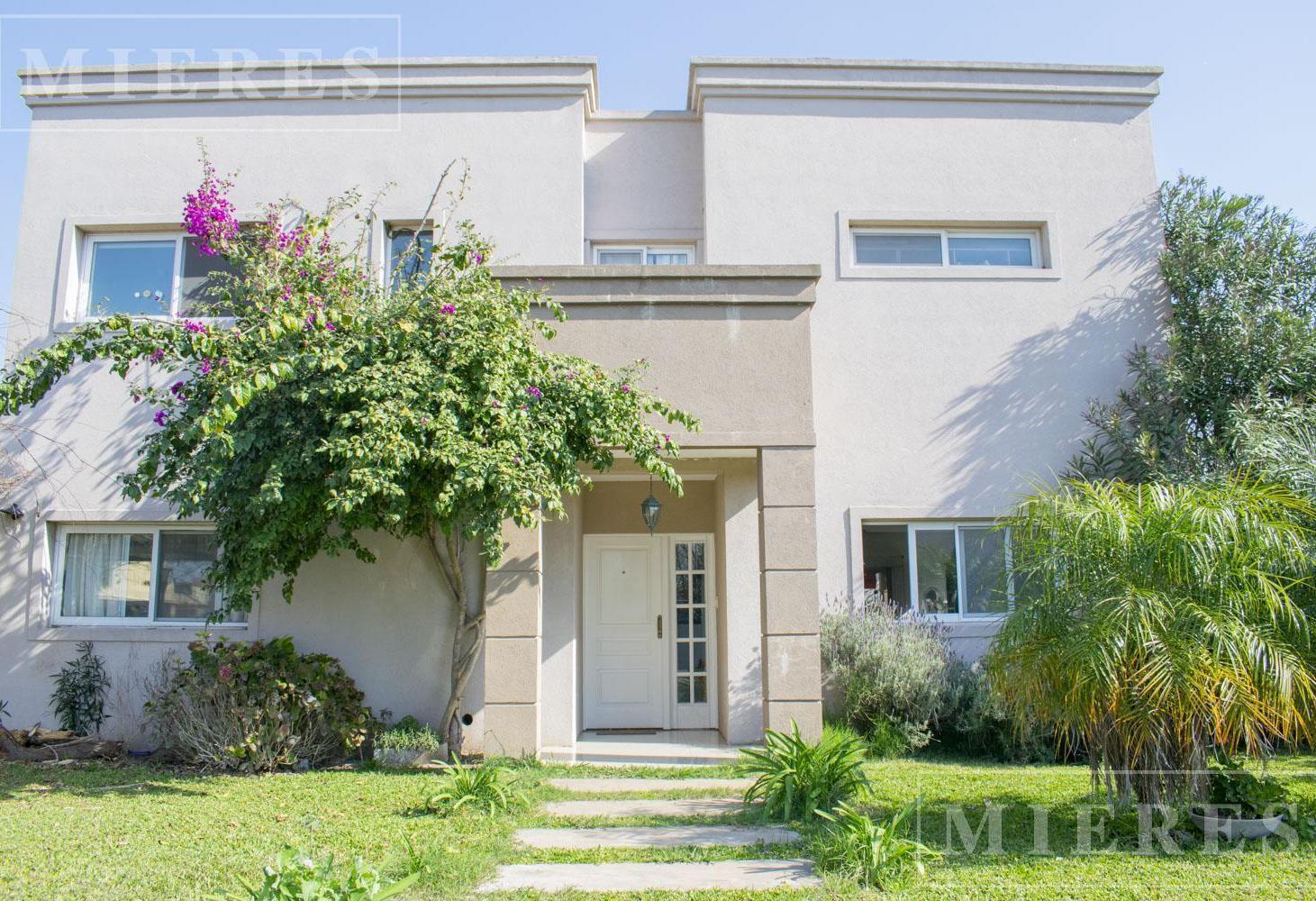 Foto de Casa en venta sobre lote interno en barrio Atardecer Haras Santa Maria, imagen 5