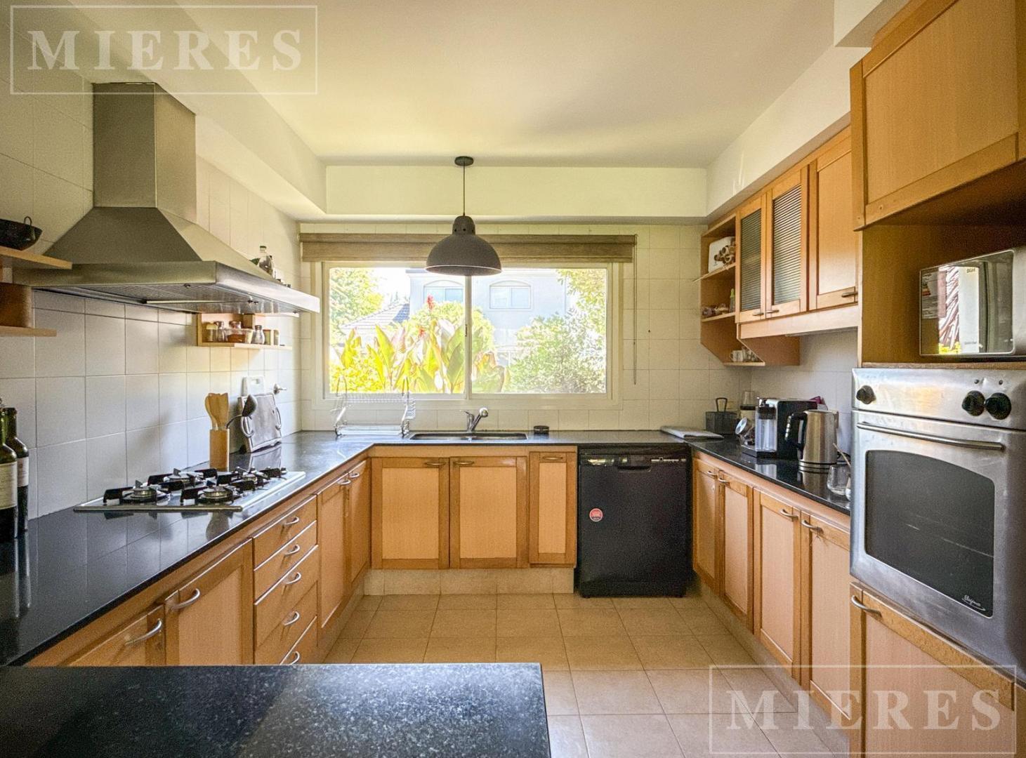 Foto de Casa en venta en La Pradera, imagen 2