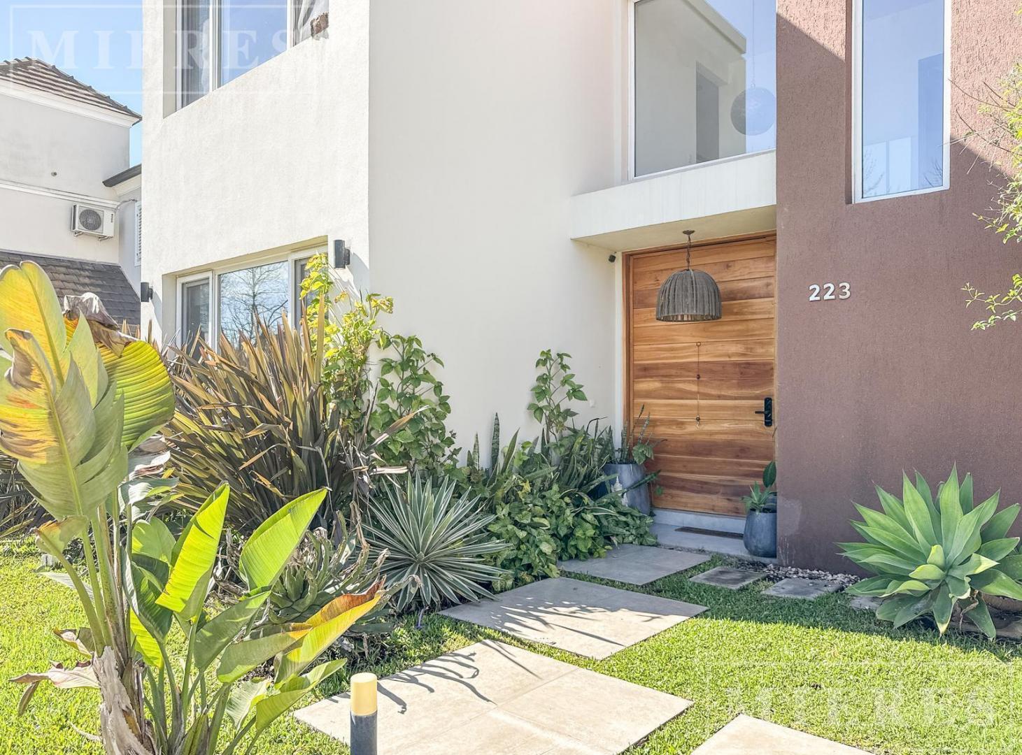 Foto de Casa en venta en Santa Maria de los Olivos, imagen 1