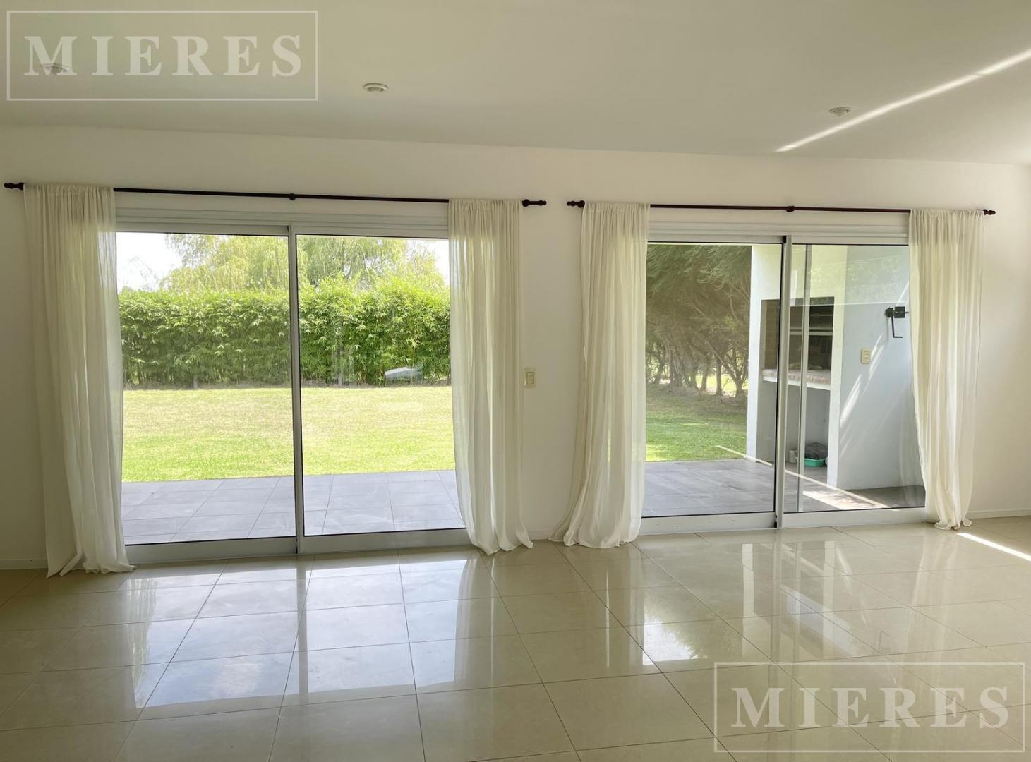 Foto de Casa en venta en el Barrio Los Alisos, Nordelta, imagen 1