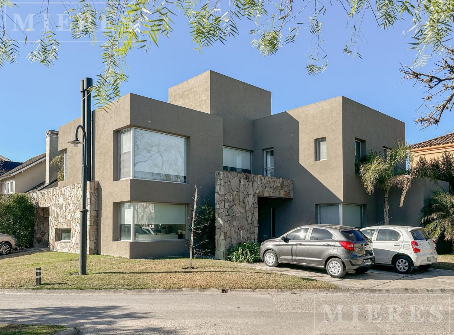 Foto de Casa en venta - Lote Interno - Barrancas de San Jose, imagen 3