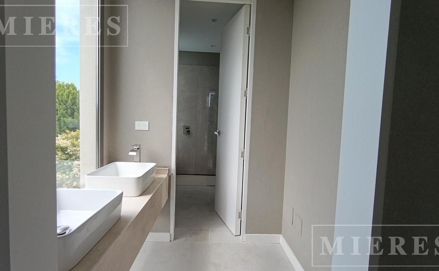 Foto de Casa en alquiler anual sobre lote interno Haras Santa Maria El, imagen 5