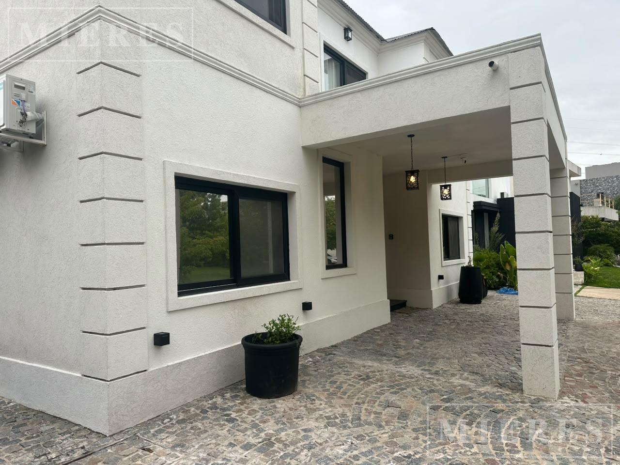 Foto de Casa en alquiler anual amoblado en Las Tipas, Nordelta., imagen 3