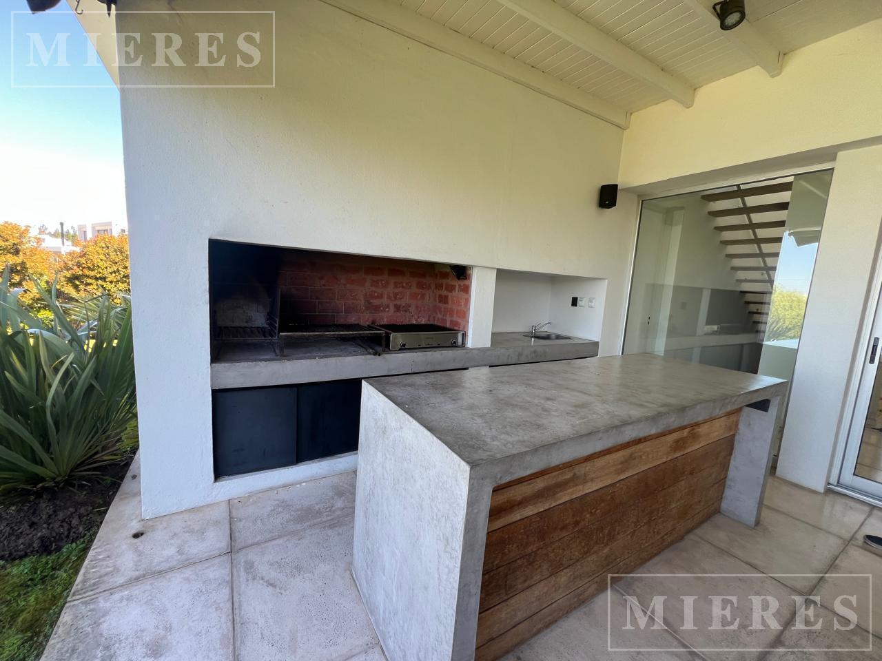 Foto de casa a la Laguna en alquiler temporario Enero en el barrio San gabriel, imagen 4