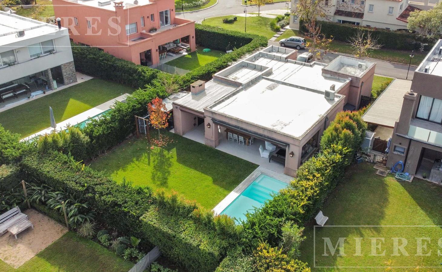 Foto de Casa en venta de una planta - APTO CREDITO - La Comarca Bancalari, imagen 2