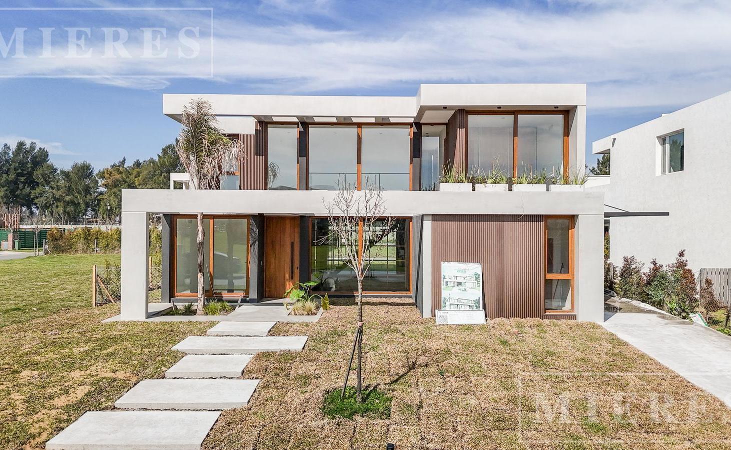 Foto de Casa en venta a estrenar en el Barrio Carpinchos, Nordelta, imagen 1