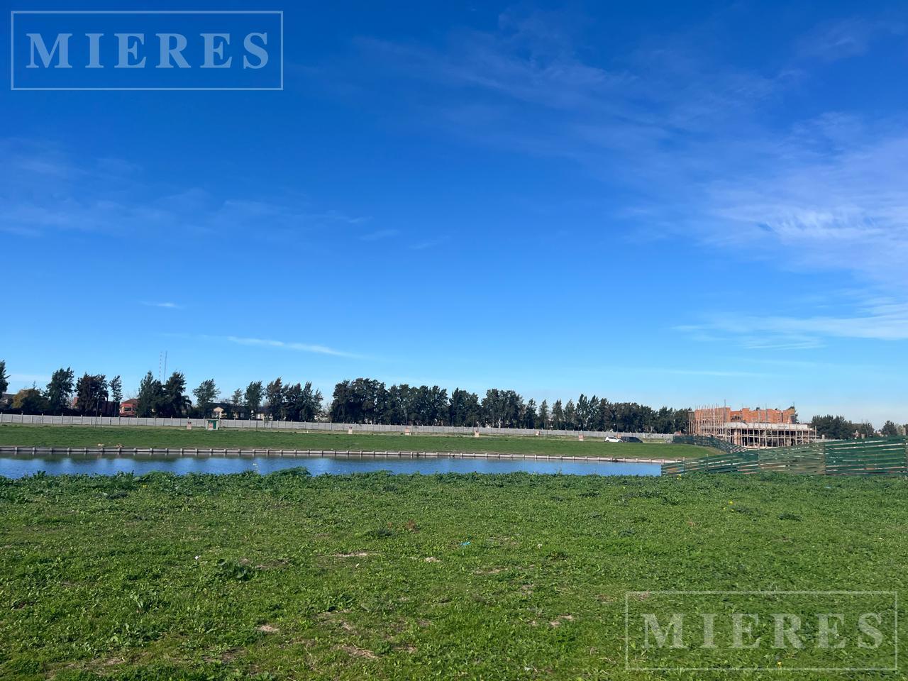 Foto de Lote en venta al agua en el barrio Silvestre, Nordelta, imagen 2