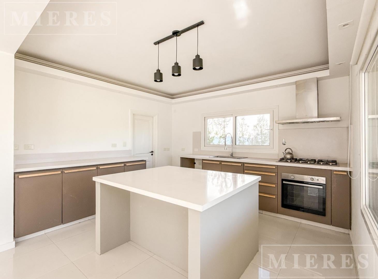 Foto de Casa a la laguna en venta en Las Glorietas, Nordelta, imagen 5