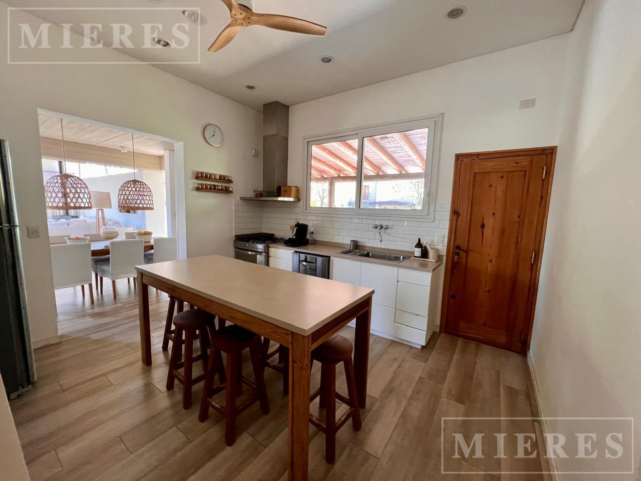 Foto de Casa a la laguna en alquiler temporario en San Marco, Villa Nueva, imagen 1
