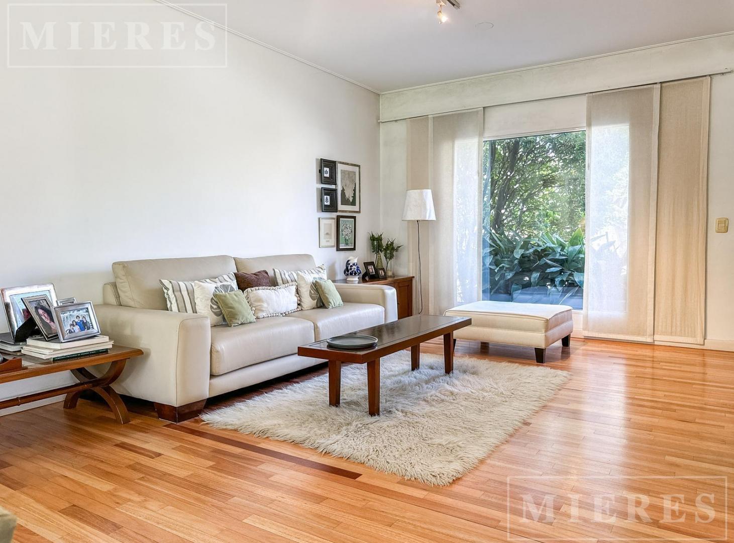 Foto de Casa en Venta en el Barrio Los Ceibos, imagen 3