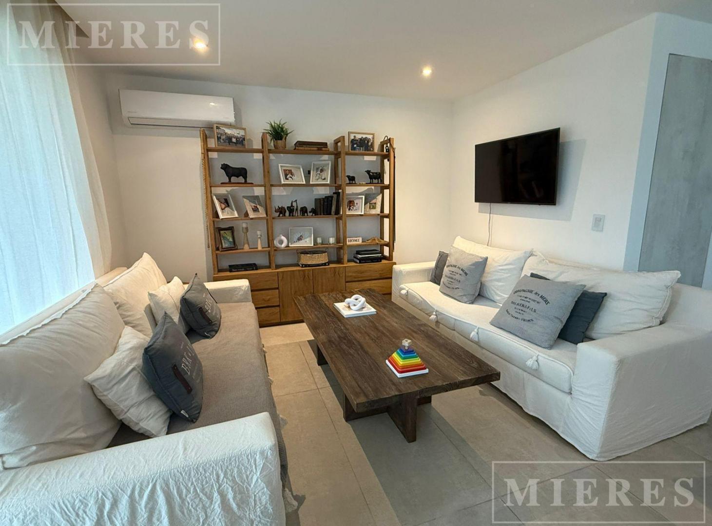 Foto de Townhouse en venta en La Calesa, Pilara, imagen 2
