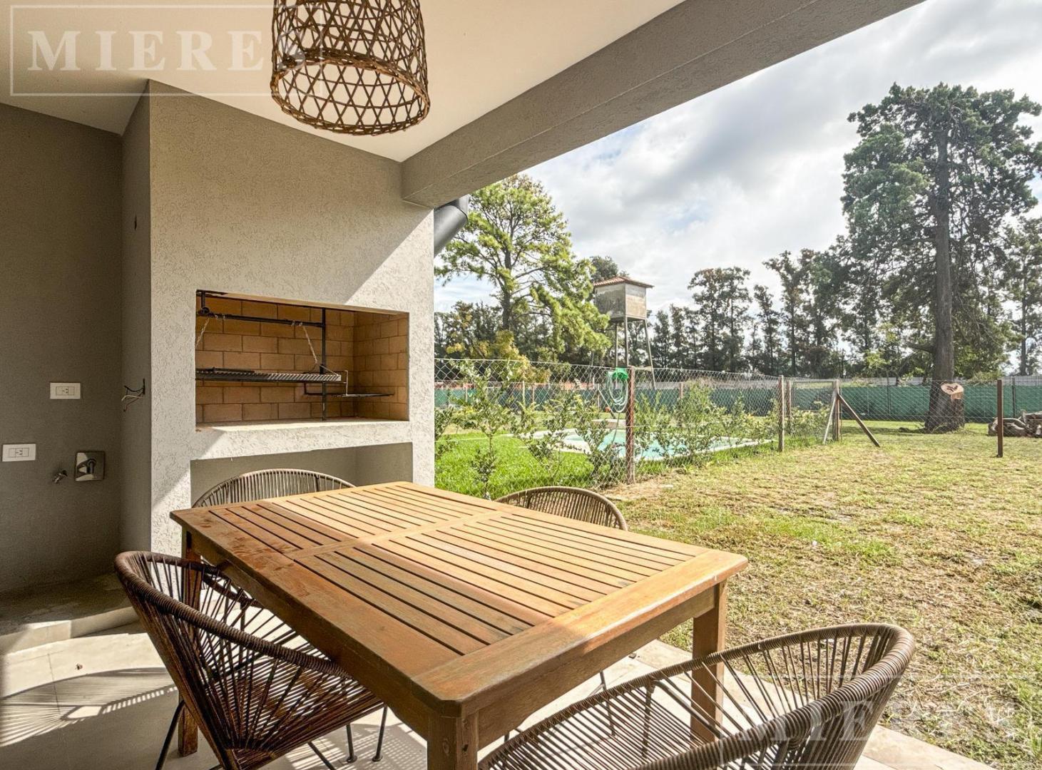 Foto de Townhouse en venta en DECS Tortugas, imagen 1