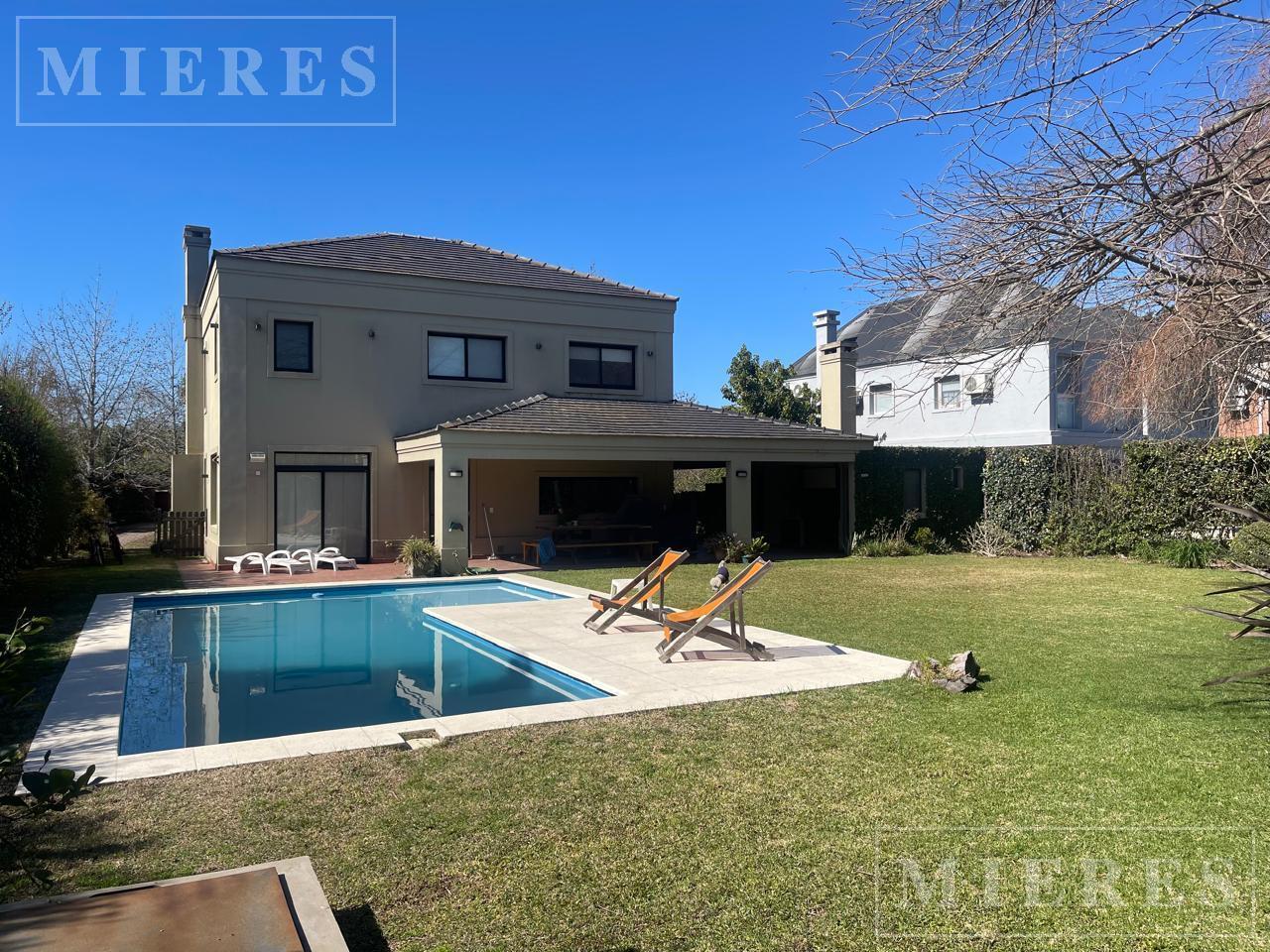 Foto de Casa en venta apto credito en Barrio Septiembre Escobar, imagen 1