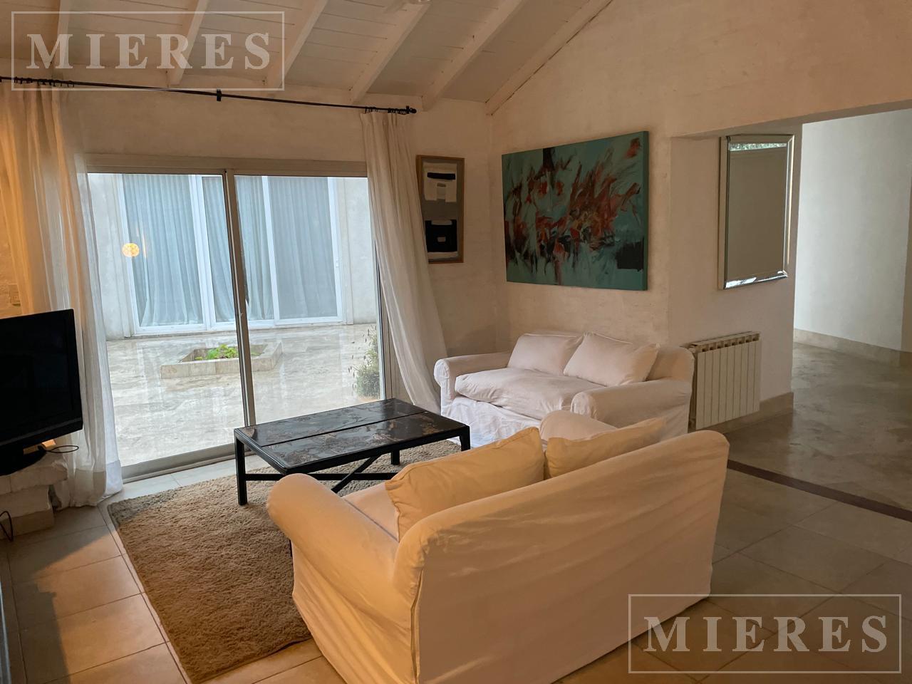Foto de Lindisima casa en venta refaccionada y ampliada en Tortugas CC., imagen 5