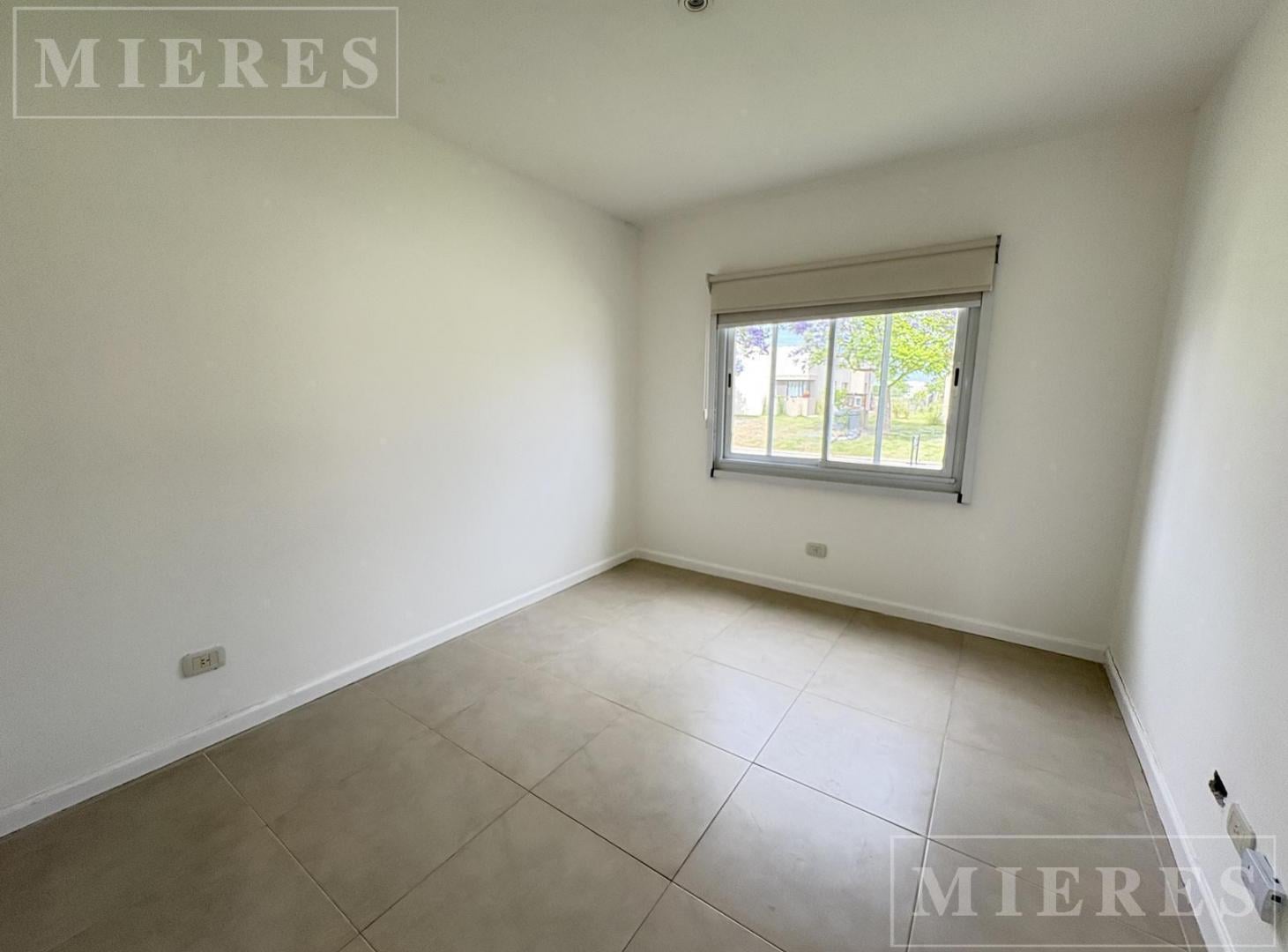 Foto de Casa en venta con renta sobre lote interno en Barrio Vistas Puertos, imagen 5