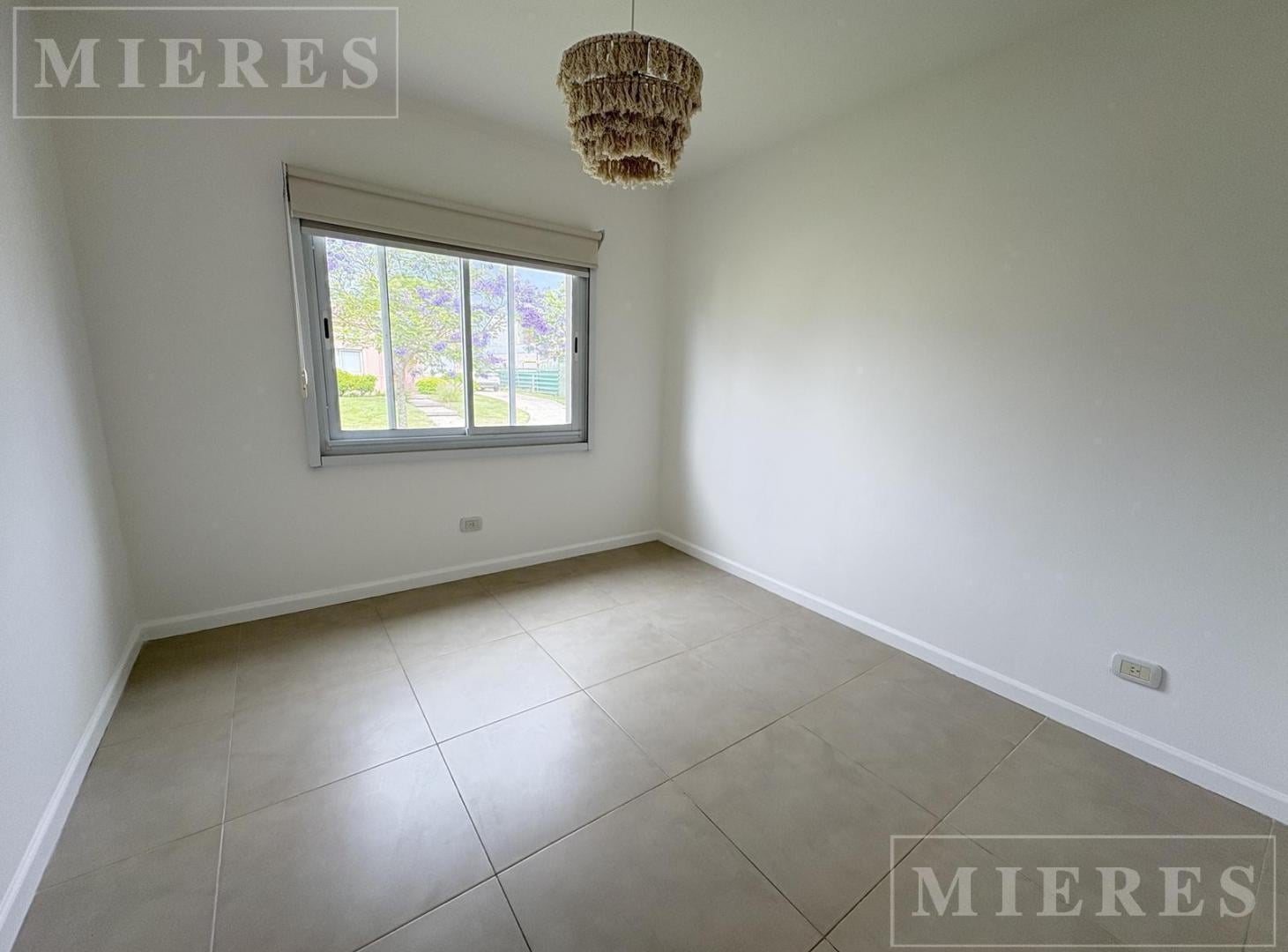 Foto de Casa en venta con renta sobre lote interno en Barrio Vistas Puertos, imagen 4