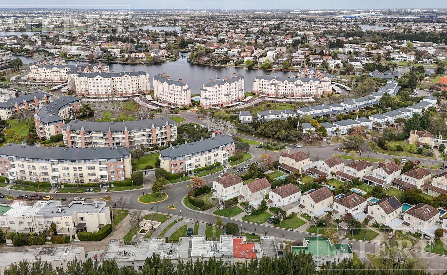 Foto de Lote en venta en Casuarinas, Nordelta, imagen 3