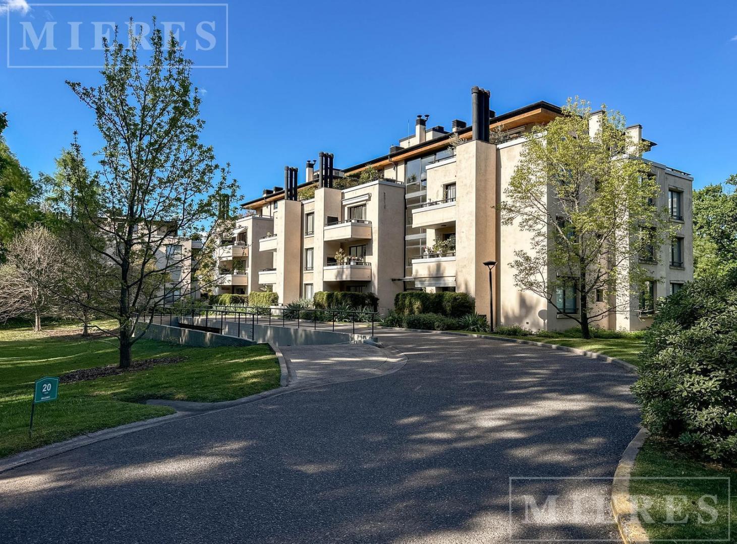 Foto de Departamento de 3 ambientes EN VENTA - Los Robles Village, Tigre, imagen 1
