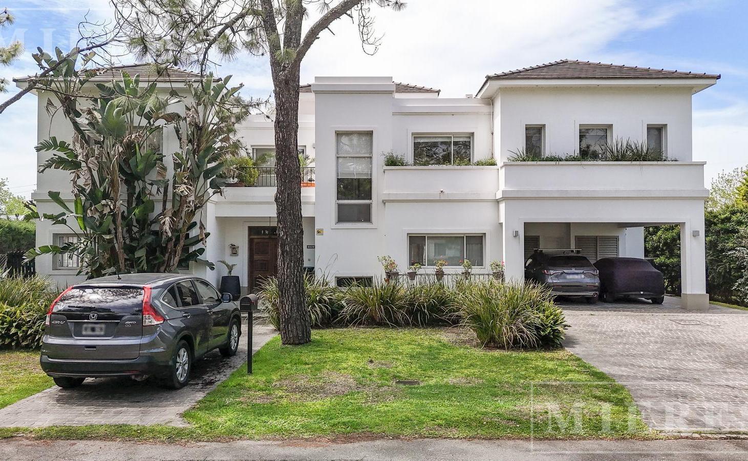 Foto de Casa en venta en Mayling Club de Campo, imagen 1