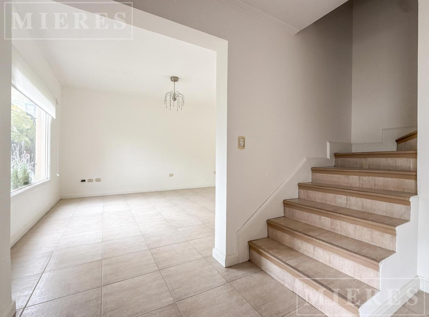 Foto de OPORTUNIDAD - Casa en venta 2 lotes en Los Tacos, imagen 5