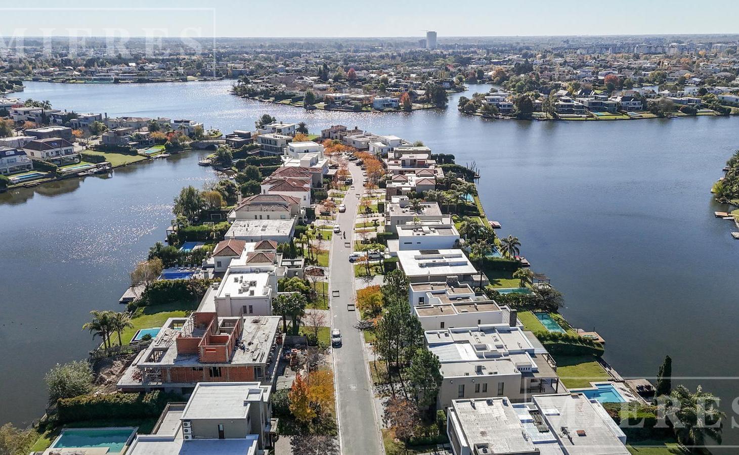 Foto de Lote al agua en venta en el barrio Gaviotas, Nordelta, imagen 4