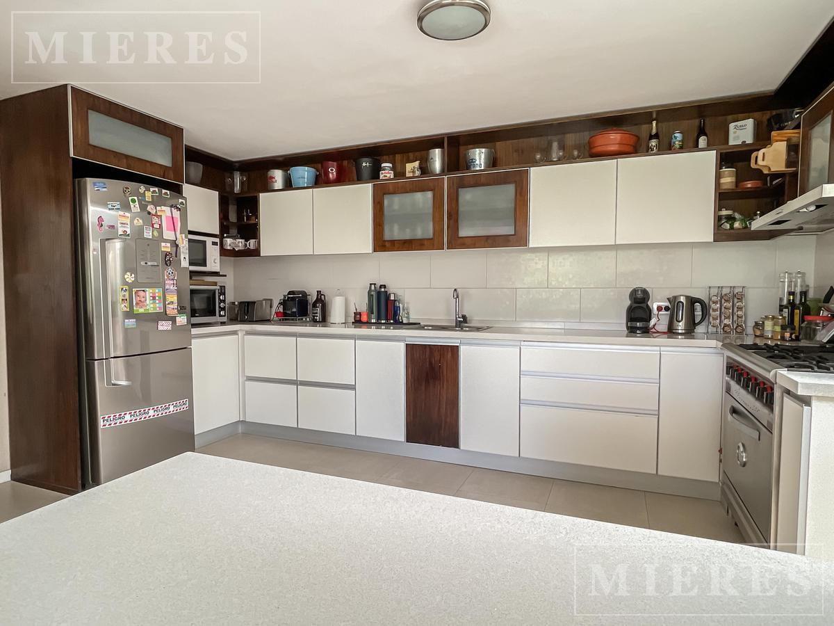 Foto de Casa en venta sobre lote interno en Barrio Septiembre Escobar, imagen 4