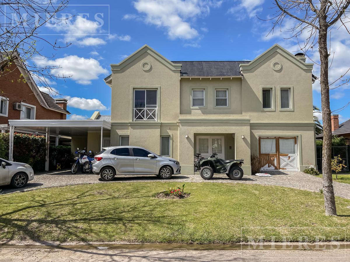 Foto de Casa en venta sobre lote interno en Barrio Septiembre Escobar, imagen 1