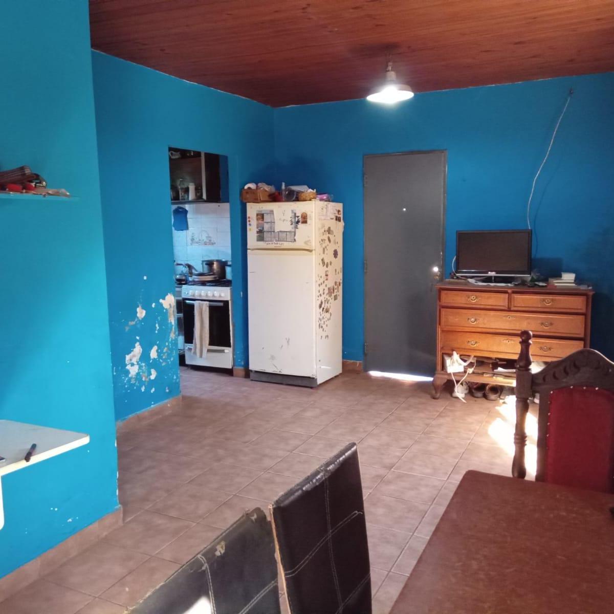 Oport !! DEL VISO LOTE 355 m2 y CASA Sencilla U$S 46.000 Z/Resid c/Gas y Agua