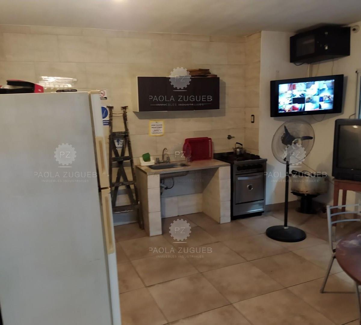 Depósito en Venta en Avellaneda, G. B. a. Zona Sur, Argentina 1