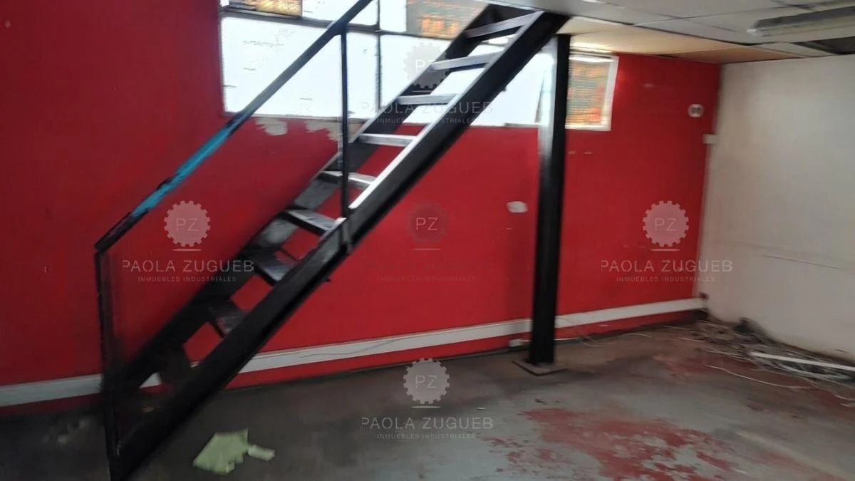 Foto de Bodega-Galpon con 1725 m² en alquiler en Dock Sud, imagen 5