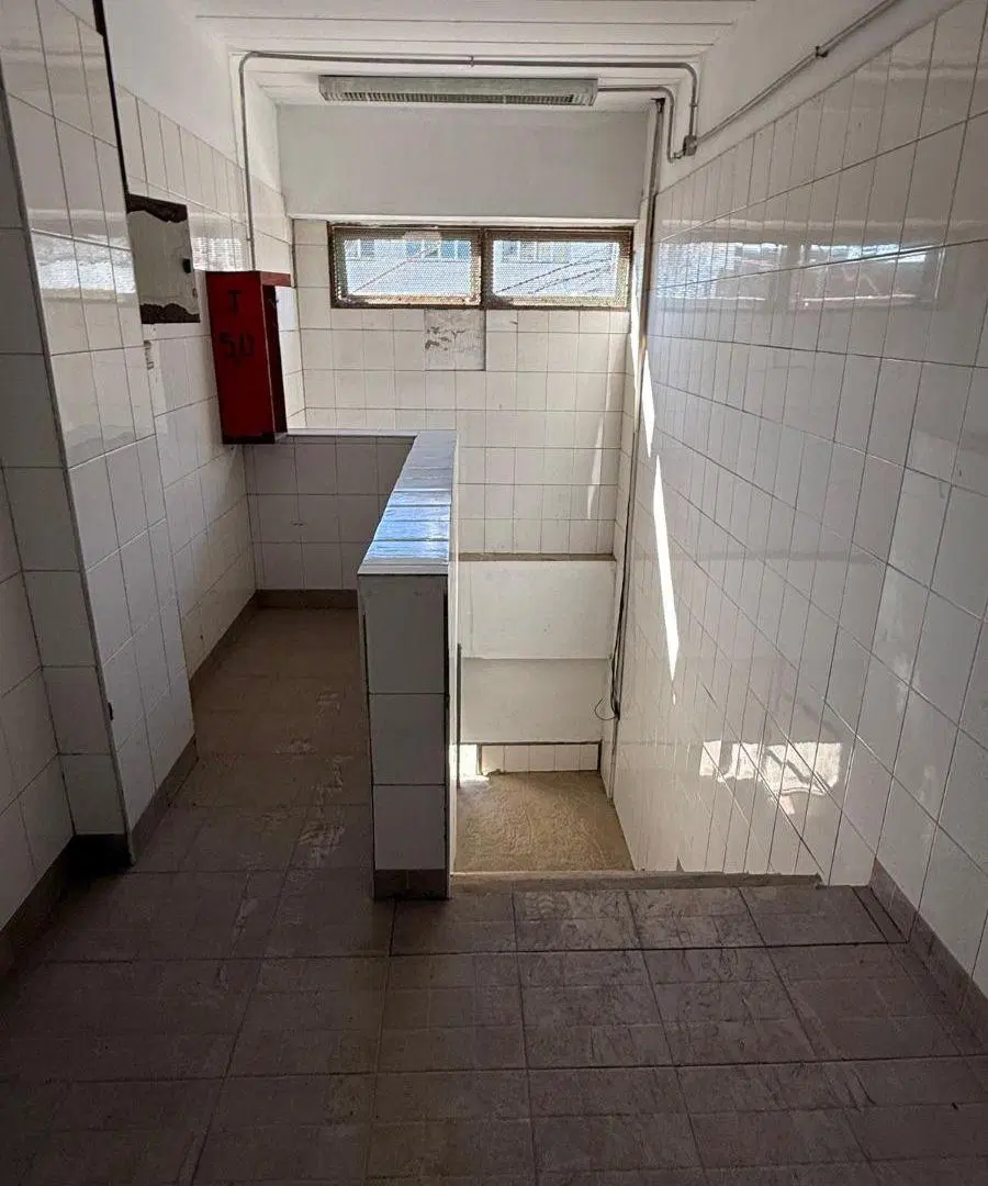 Bodega-Galpon de 4453 m² en Alquiler en Gerli 3