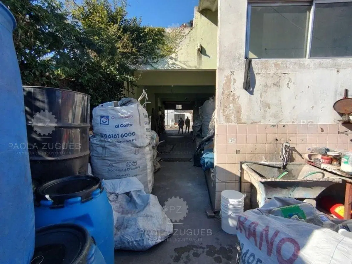 Galpon de 225 m² en venta en Villa Dominico 2