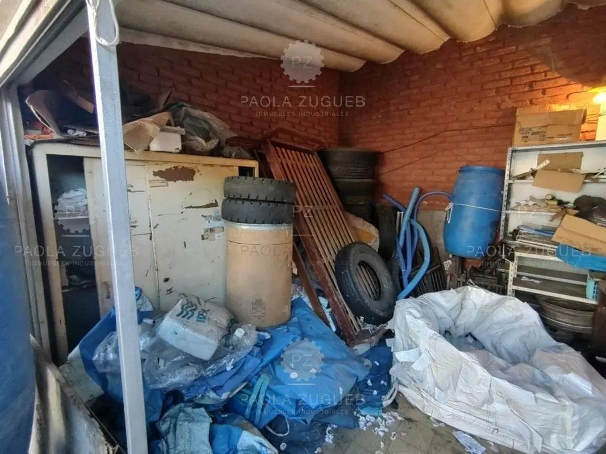 Galpon de 225 m² en venta en Villa Dominico 4
