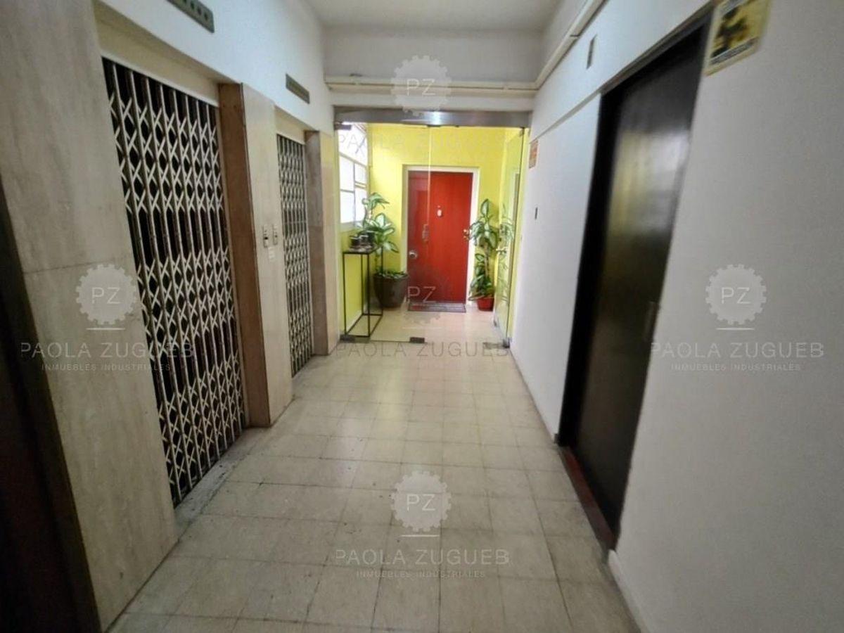 Foto de Oficina comercial de 31 m² en venta en Monserrat, imagen 2