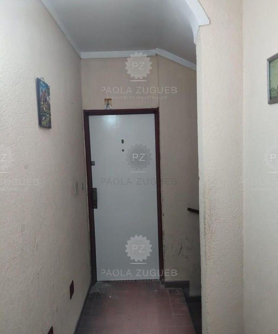 Foto de Departamento con 1 dormitorio en alquiler en Lanús Este, imagen 2
