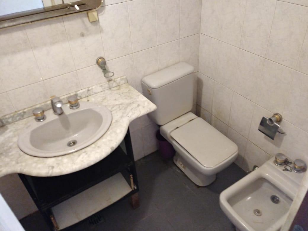 Departamento de 3 Ambientes en Venta - Balcón Corrido y Lavadero Indep. 3