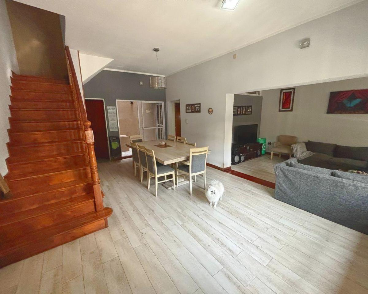PH sin Expensas de 5 Ambientes con Terraza, Quincho y Parrilla