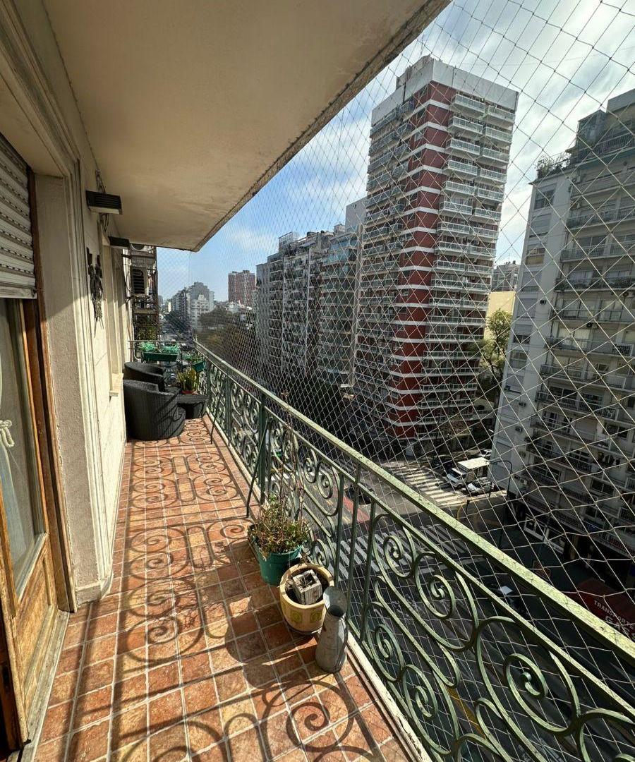 Hermoso Dpto. 3 Ambientes con Balcón Corrido - Totalmente Reciclado
