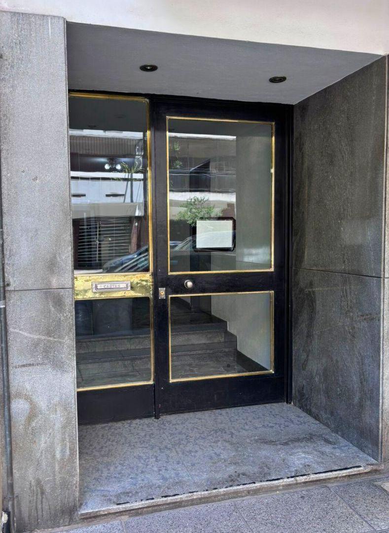 Dpto. 2 Ambientes c/ Patio en PB - Inmejorable Ubicación