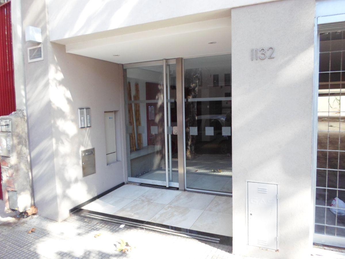 Impecable Monoambiente - Recién pintado - Exc. Ubicación