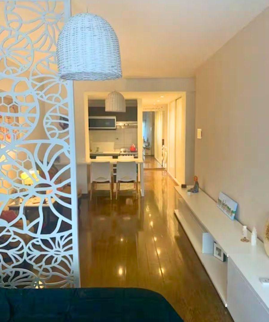 Foto de Monoambiente con Balcón - MUY LUMINOSO !!!, imagen 1