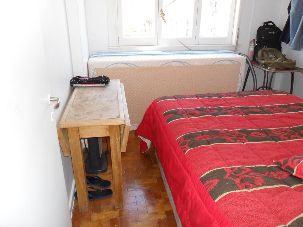 Muy Buen Departamento de 2 Ambientes. Muy Luminoso. 5