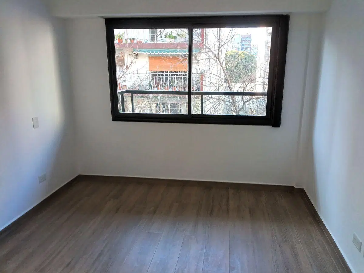 Alquiler. 2 ambientes. A estrenar. 2 baños. Luminoso 3
